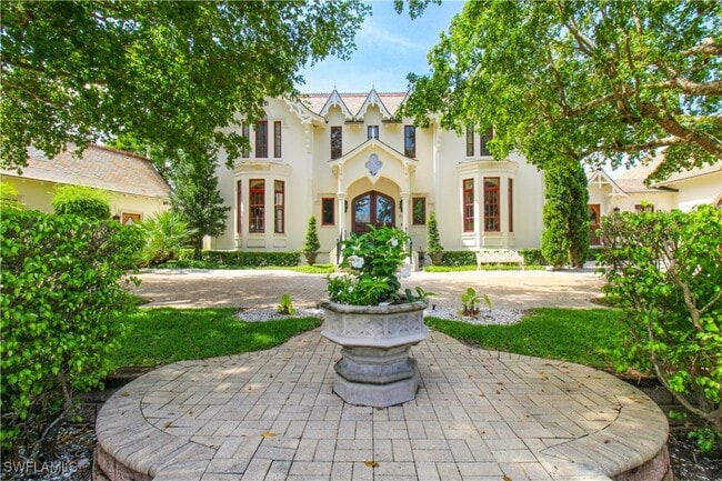 Photo - 730 21st Ave S