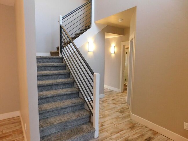 Photo - Spacious 5-Bedroom Home with Luxury Features & Prime Location!