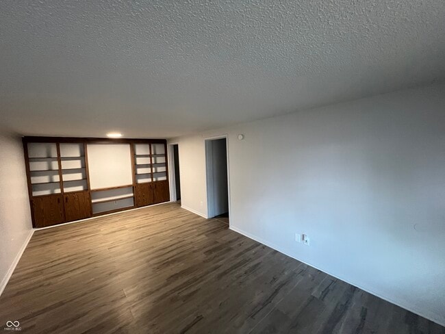 Photo - 2000 Indianapolis Rd Unit 123