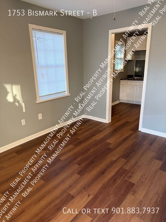 Photo - 1753 Bismark St Unit B