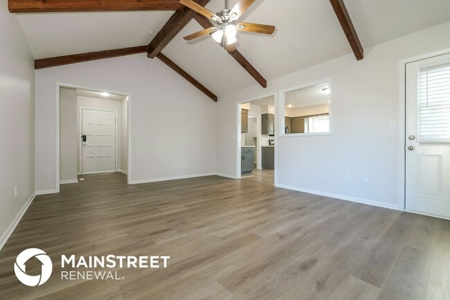 Photo - 4012 NW Delwood Ct