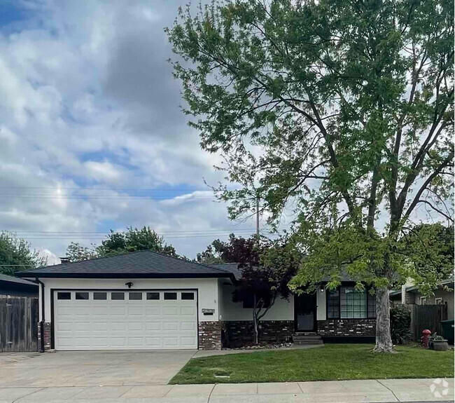 Building Photo - 2308 Aladdin Way Rental