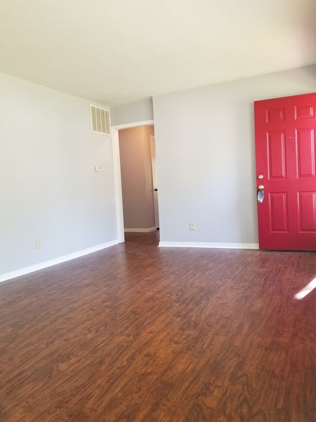 Photo - Beautifully redone 3 bedroom home in Grandview