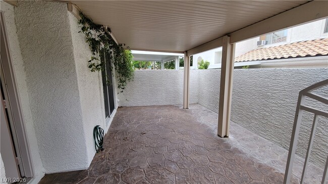 Photo - 453 Temple Canyon Pl