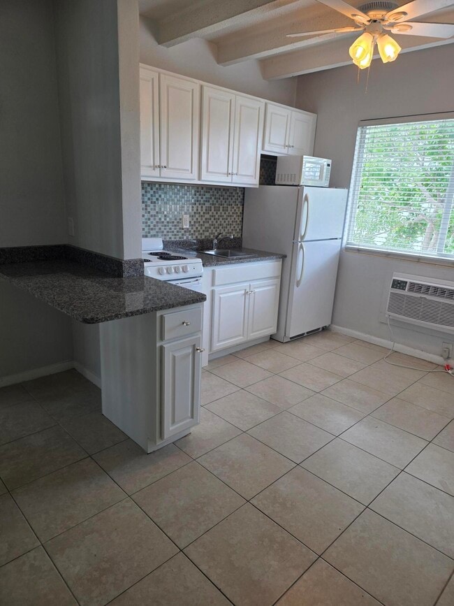 Photo - 100 Cascade Ln Unit 9