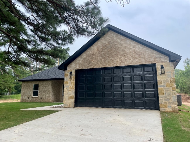 18291 Clear Lake Cir