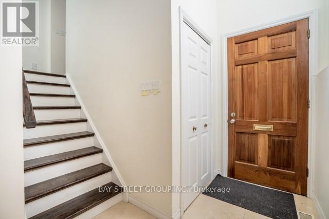 Photo - 137 Helendale Ave