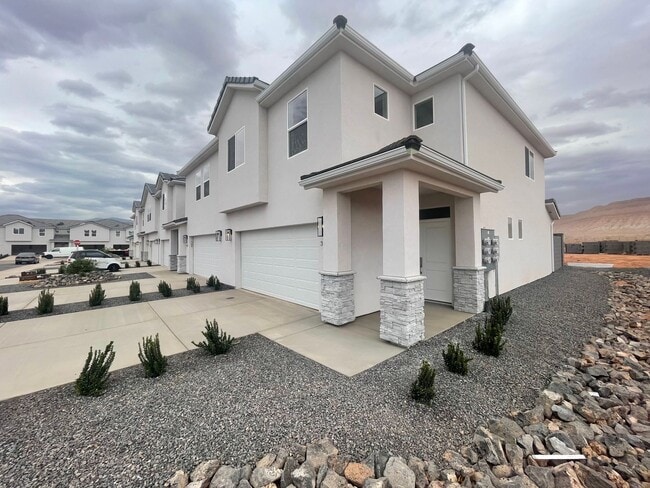 3861 Mustang Vly Dr