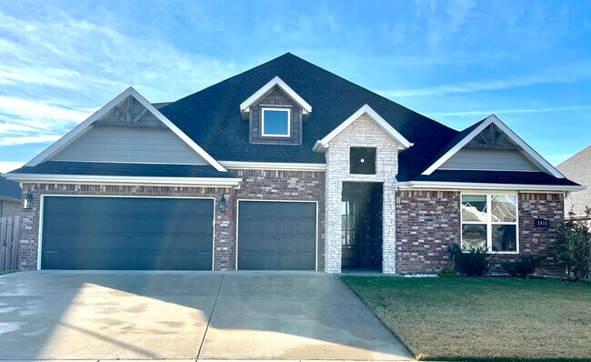 Building Photo - 1411 Eureka Rd