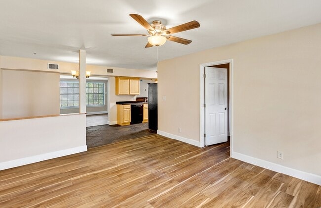 Photo - 7924 Renoir Dr