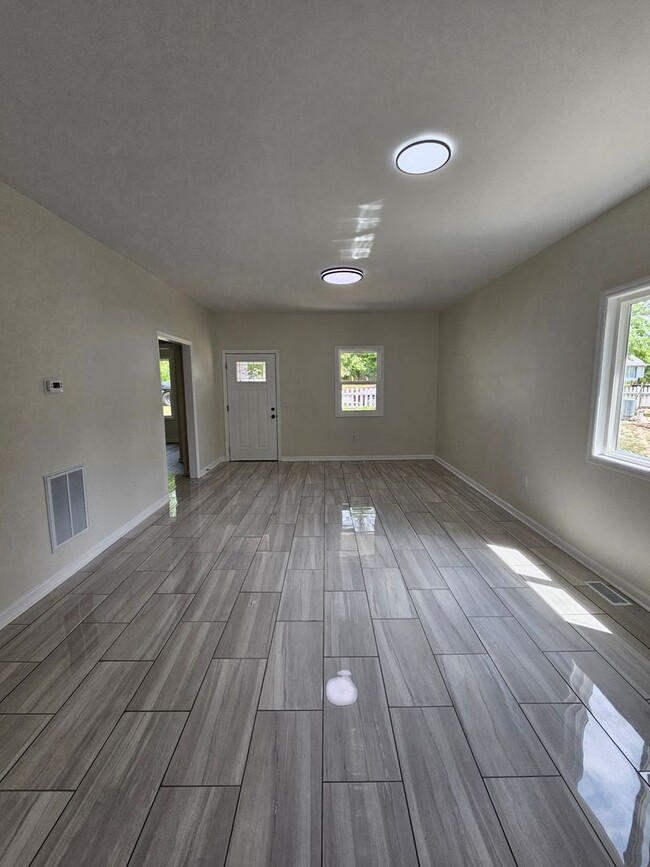 Photo - 274 Bledsoe Dr