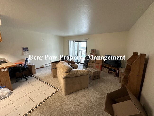 Photo - "Cozy 1-Bed Retreat in Scenic Evergreen!" Unidad Apt. 204