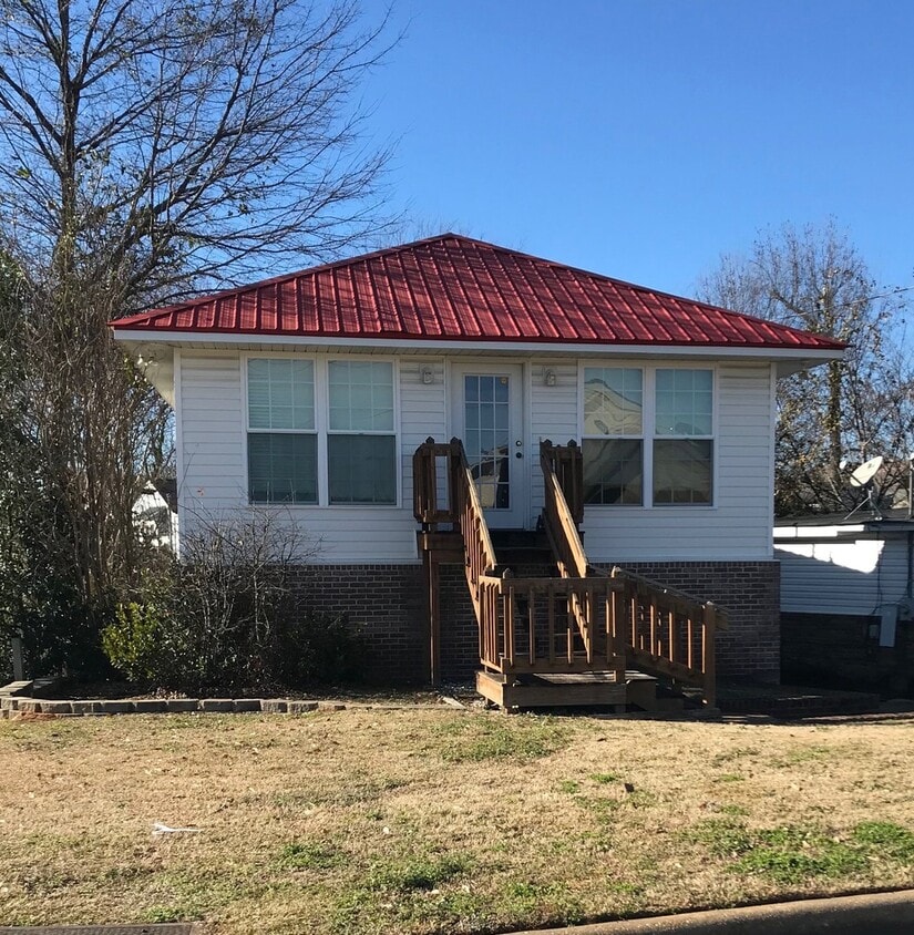 Photo - 938 16th Ave E Tuscaloosa, AL  35404