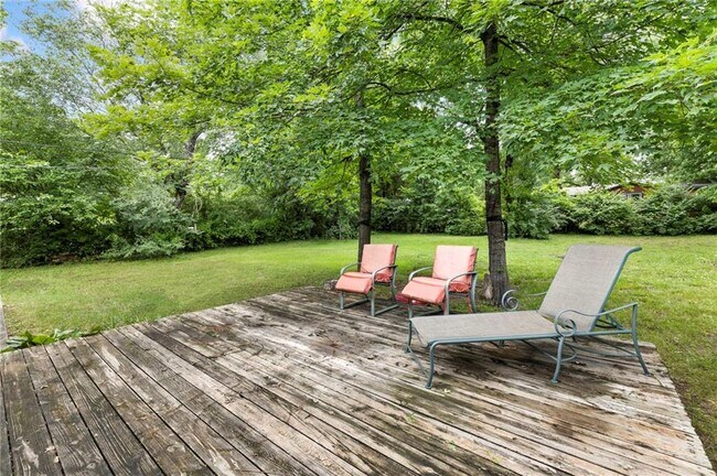 Photo - 2312 W Holly St