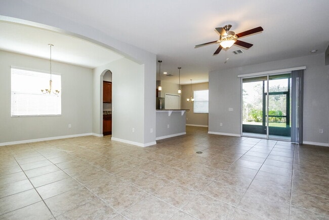 Photo - 3903 Pacente Loop