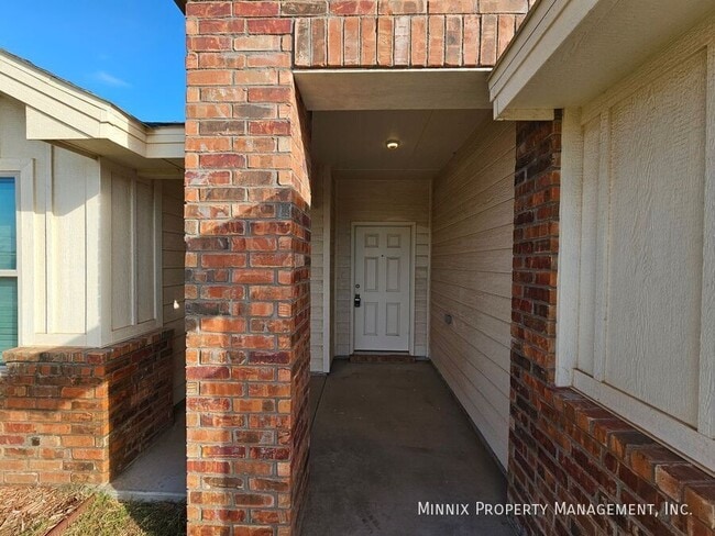 Photo - 1309 Bajada St