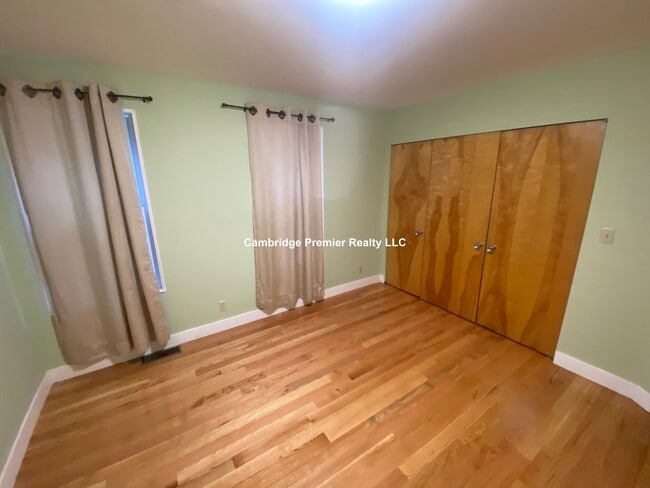 Photo - 10 Packard Ave Unit 1