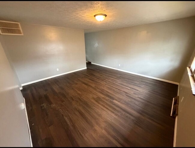 Photo - 2 bedroom 1 bath Carport