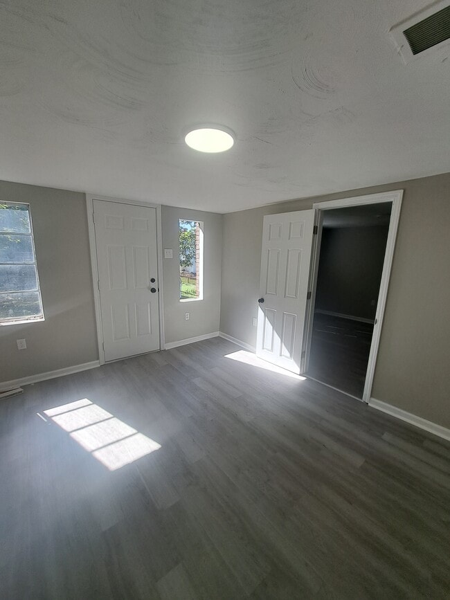 Photo - 326 Church Ave