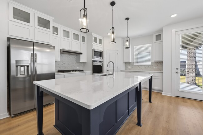 Photo - 11211 Midland Hawthorn Pl