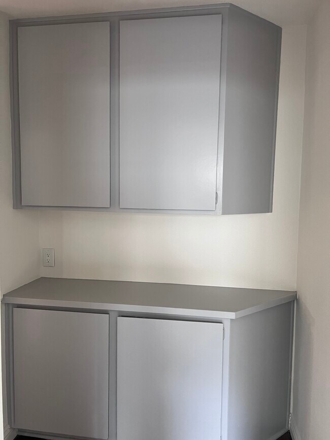 Photo - 736 Biscayne Ave