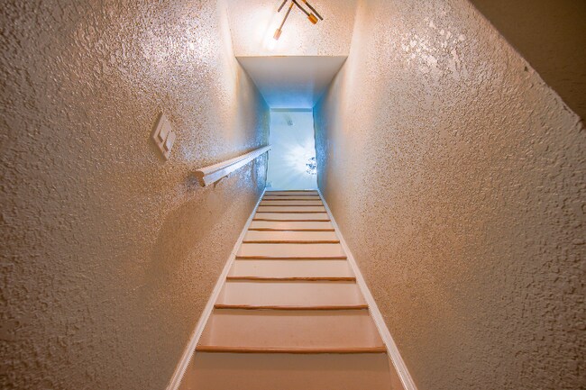 Photo - 2900 1st Ave S Unidad B