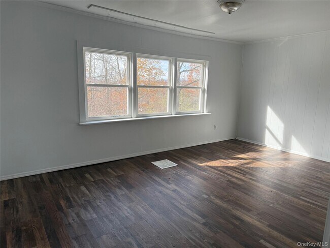 Photo - 3 Kavalec Ln