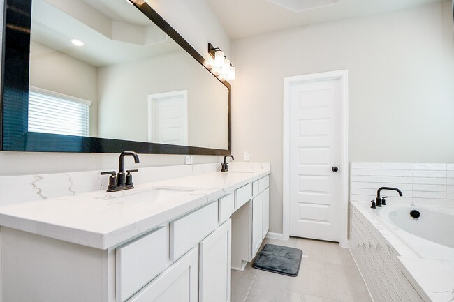 Photo - 2033 Millbridge Spring Ln