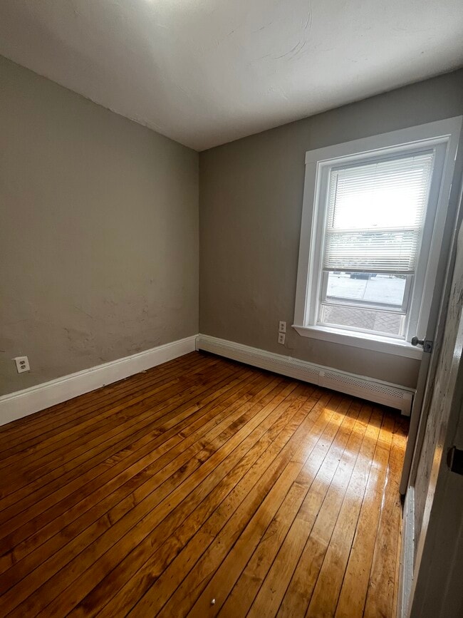 Photo - 270 Bowdoin St