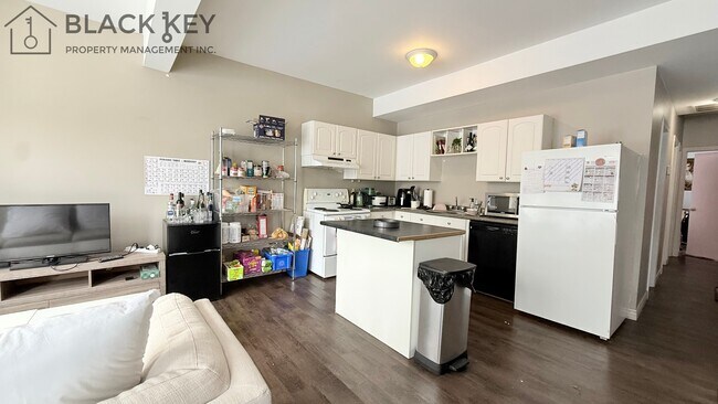 Photo - 376 Central Ave Unité 376 - Upper