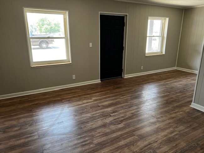Photo - Maryville 37803 - COMING SOON! Available June 1st - 1 bedroom, 1 bath home - Contact Troy Adams (...