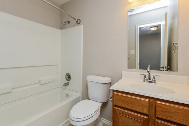 Building Photo - 7219 Rising Brook Dr