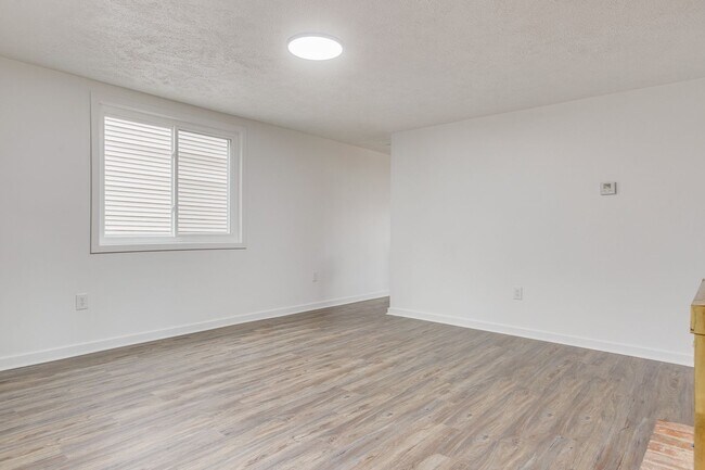 Photo - Available NOW - Private 2 Bedroom Home w/ Beautiful Updates!