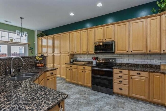 Cocina 1 - 8338 Middle Ruddings Dr