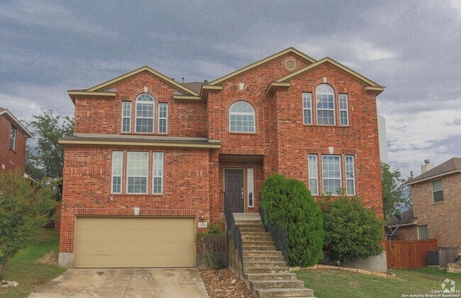 Building Photo - Spacious Stone Oak Beauty Rental