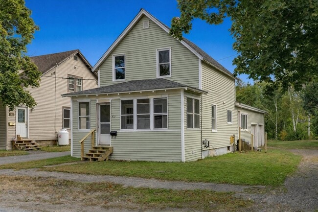 Building Photo - 479 Aroostook Ave