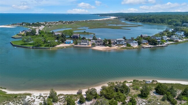 Photo - 286 Towd Point Rd