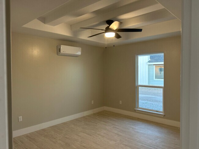 Photo - 229 Dub Dr Unit 2