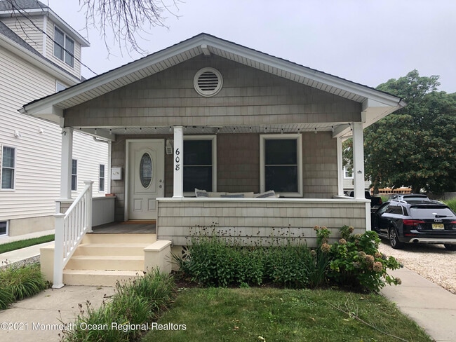 Photo - 606 Brinley Ave
