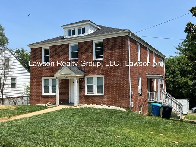 Building Photo - Fauquier 1022-1024 Unit Fauquier 1024
