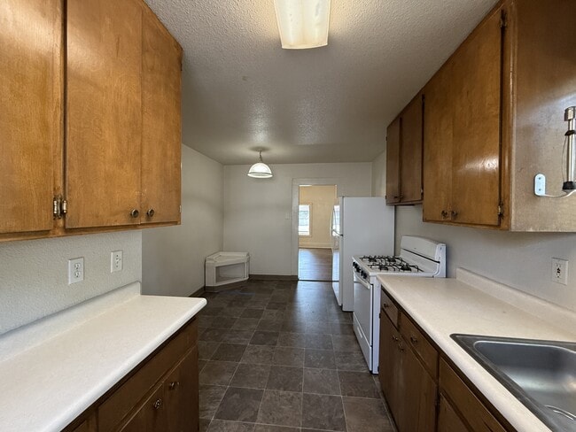 Photo - 1205 Warner St