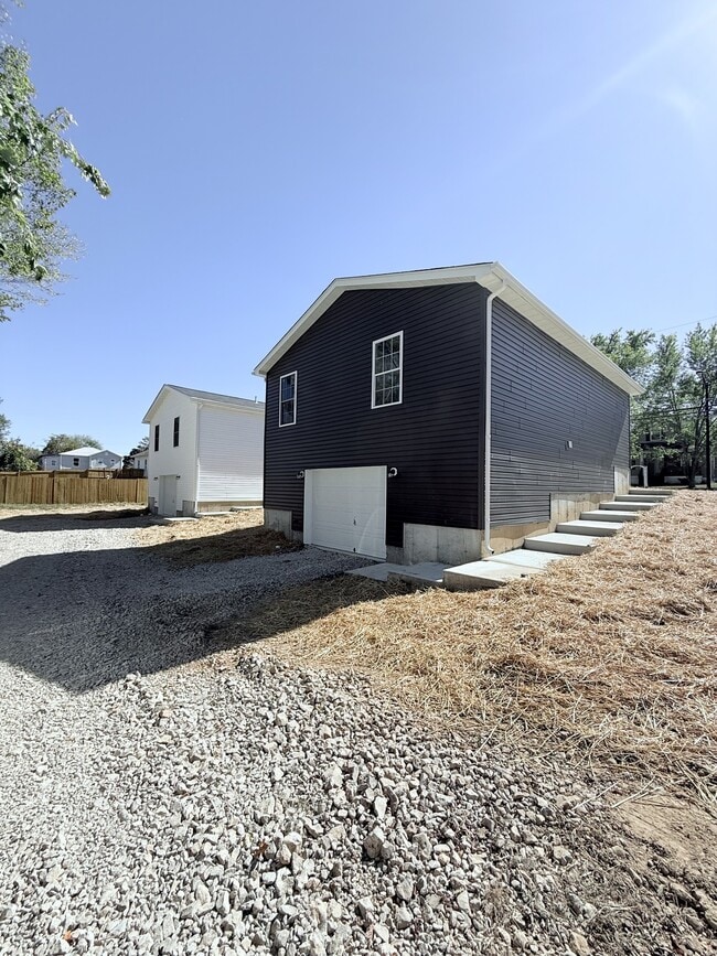 Photo - 531 E Vine St