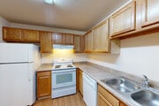 2BR, 2BA - 1,065SF