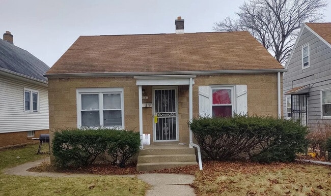 Building Photo - 4551 N 40th St Rental