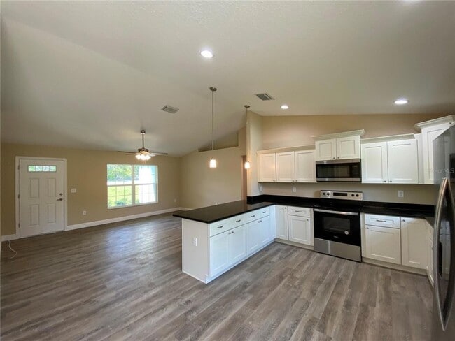 2810 W Pintado Dr