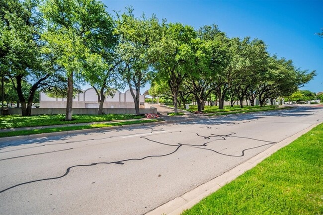 Photo - For Sale or Lease! Area Construction close to completion!