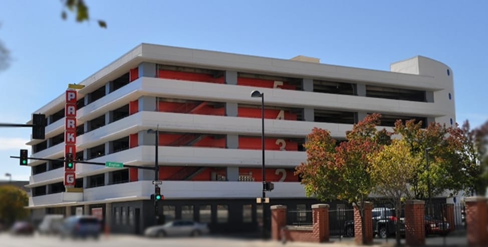 Broadway Autopark Apartments - Broadway Autopark Apartments