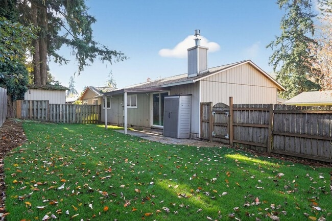 Photo - 207 NW Forest St