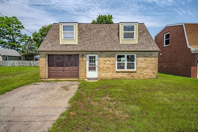 Building Photo - 442 Lamplighter Ln