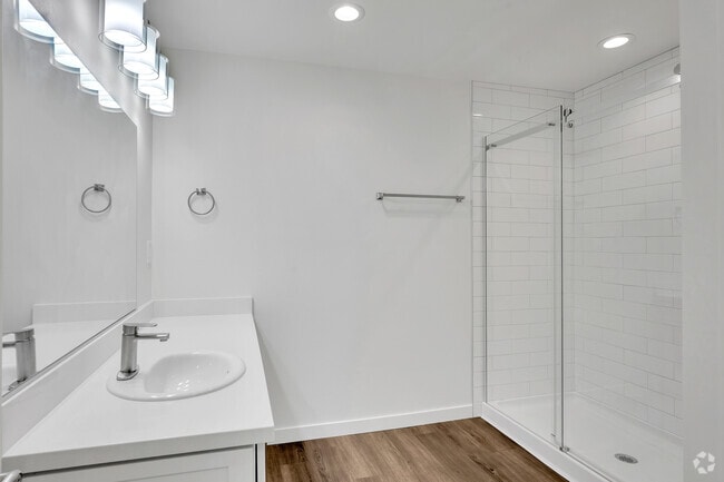 1 habitación, 1 baño - 759 pies cuadrados *Unidad de nueva construcción*